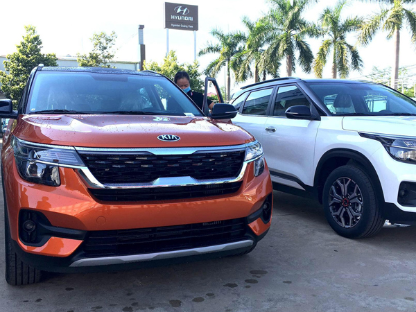 Kia Seltos ồ ạt về đại lý, rục rịch tăng giá, vừa chốt ngày giao đã có phiên bản ‘cháy hàng’