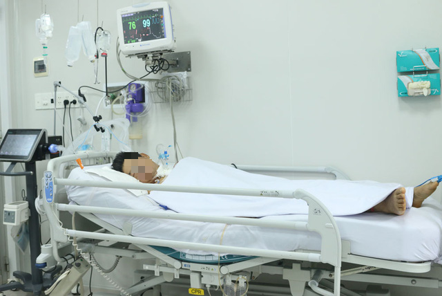 Bệnh nhân ngộ độc pate Minh Chay ở TP.HCM tiên lượng nặng