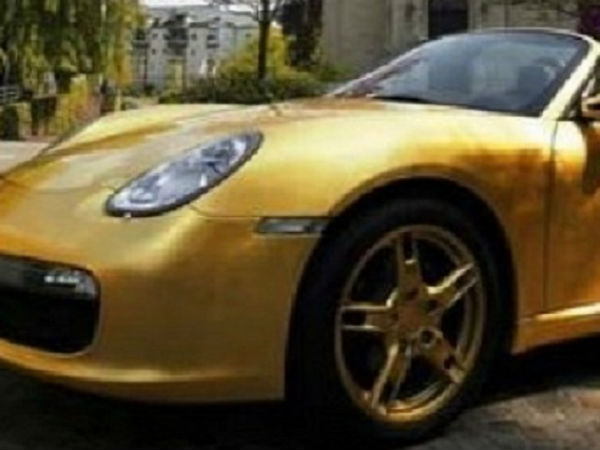 Số phận bí ẩn của chiếc Porsche Boxter mạ vàng đầu tiên trên thế giới