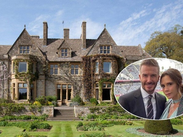 Choáng ngợp với biệt thự cổ điển trị giá 27 triệu bảng nơi gia đình David Beckham tự cách ly