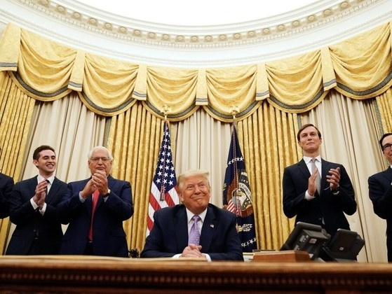 Tổng thống Mỹ Donald Trump được đề cử giải Nobel Hòa Bình