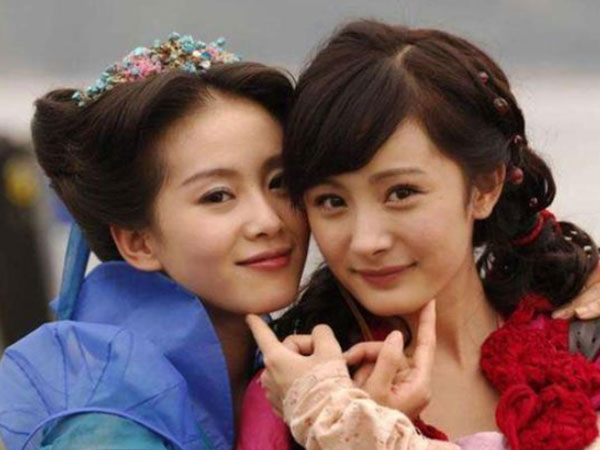 Tiết lộ ân oán năm xưa giữa Dương Mịch và Lưu Thi Thi: Kẻ 'ăn cháo đá bát', người ngây thơ tin tưởng bạn thân