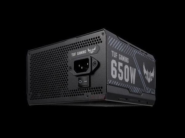 PSU TUF Gaming Bronze hướng đến game thủ cần bộ nguồn với mức p/p hấp dẫn