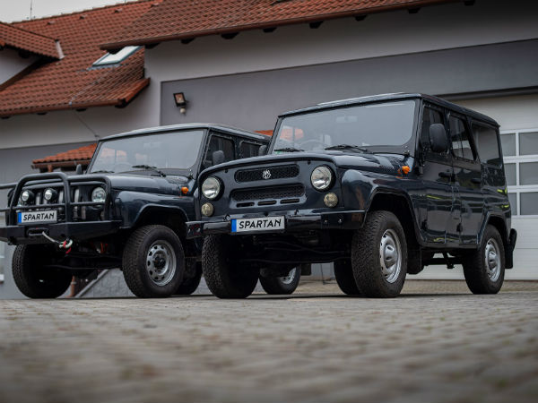 Huyền thoại offroad 'U Oát' trèo đèo lội suối không tốn giọt xăng nào?