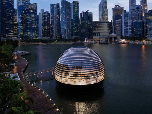 Tham quan Apple Store hình cầu nổi trên mặt nước vừa mới được khai trương tại Singapore