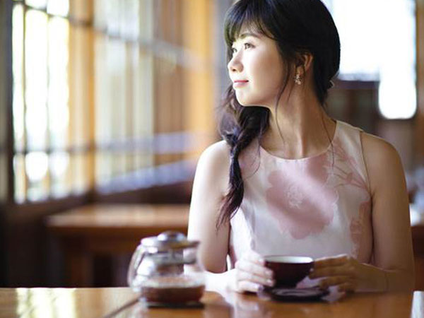 Vợ chịu đựng sự phản bội 12 năm vì con song lúc 'rũ bùn đứng dậy' lại làm chồng 'chết đứng' sau cái ngày định mệnh ấy