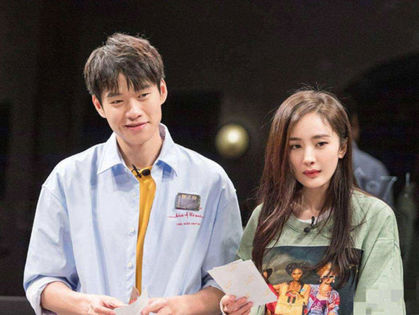 Ngụy Đại Huân gây khó hiểu khi 'dửng dưng' trong ngày sinh nhật Dương Mịch