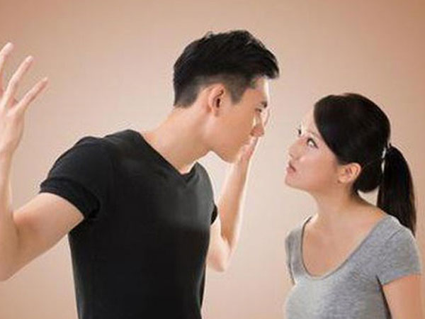 Cách nói với chồng mỗi lúc cãi nhau để mình là người chiến thắng