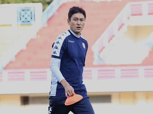 CLB TP.HCM chia tay trợ lý người Hàn
