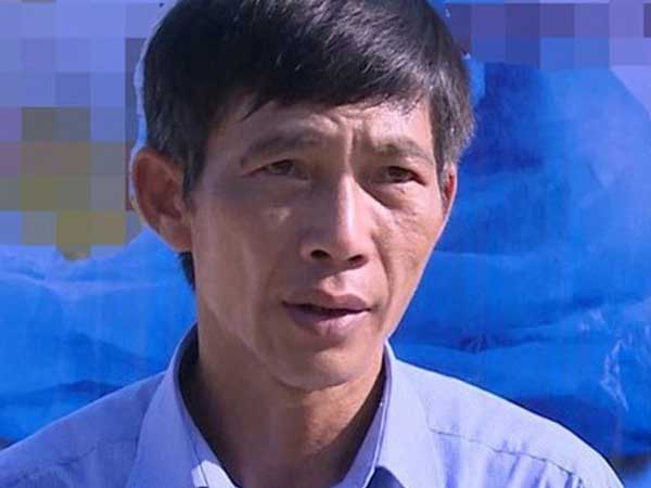 Đánh bài ăn tiền tại trụ sở, phó chủ tịch huyện bị mất chức