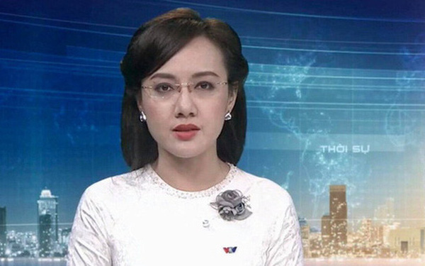 Nhan sắc nóng bỏng của hot girl đóng phim từ năm 10 tuổi thành MC VTV