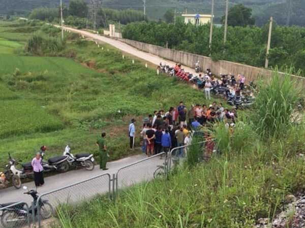 Quảng Ninh: Người dân bàng hoàng phát hiện nam thanh niên tử vong trong tư thế treo cổ ở cầu chui