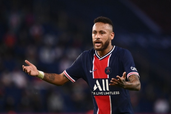 Neymar tố hậu vệ Marseille phân biệt chủng tộc, hối hận vì không đấm vào mặt đối thủ