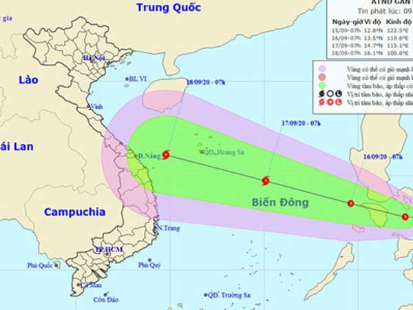 Áp thấp nhiệt đới giật cấp 8 hướng vào Biển Đông, khả năng mạnh lên thành bão