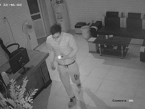 Con dâu lấy trộm tiền, vàng vì sợ bố chồng lấy vợ sẽ không được chia