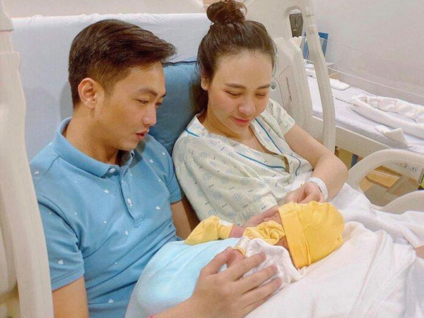Điểm qua loạt 'đặc quyền' đúng chuẩn rich kid của con gái Cường Đô La - Đàm Thu Trang, thiên kim tiểu thư đích thực là đây