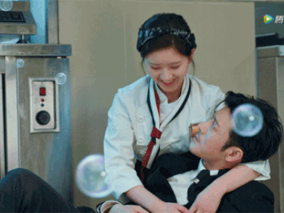 Phim mới của Triệu Lộ Tư bị chê thậm tệ vì phi lý: Cấp cứu người ngộ độc bằng nước rửa chén
