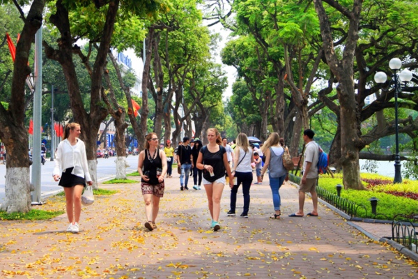 Hà Nội: Không gian đi bộ Hồ Gươm hoạt động trở lại từ ngày 18/9