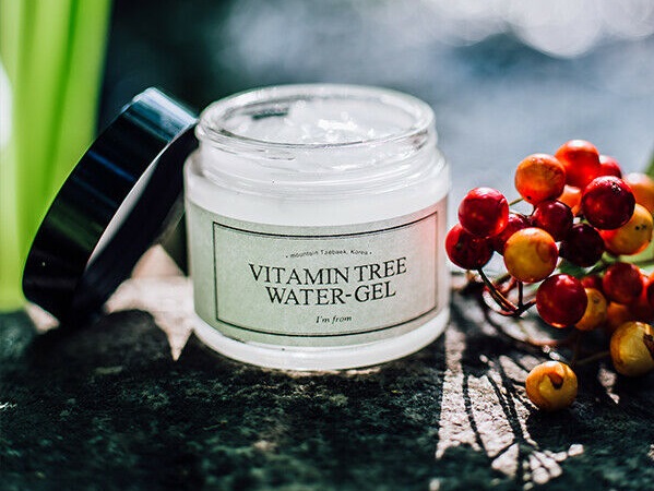 6 lọ gel dưỡng da thấm nhanh tuyệt đối, lọ rẻ nhất chỉ hơn 100k mà bôi được cả mặt lẫn body
