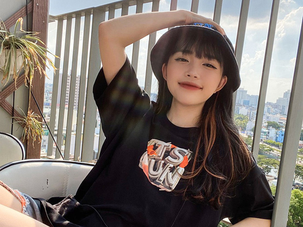 Linh Ngọc Đàm đăng status về việc chọn cách sống nhưng lại xoá đi, dân tình nghĩ ngay đến Pew Pew và Độ Mixi