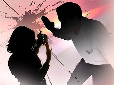 Bắt giữ đối tượng hành hung dã man người yêu cũ vì từ chối 'hàn gắn tình cảm'