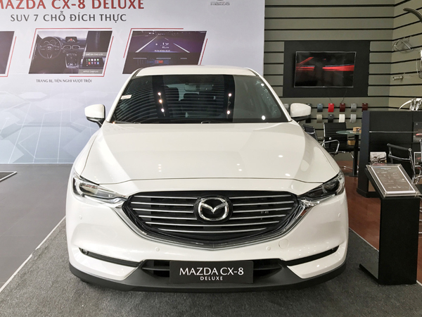 Mazda CX-8 nâng cấp trang bị tại Việt Nam: Cách làm khác lạ, giữ giá dưới 1 tỷ, đáp trả Toyota Fortuner 2021