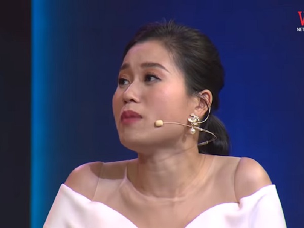 Hứa Minh Đạt nhậu say, làm chuyện khiến Lâm Vỹ Dạ xấu hổ khi dừng đèn xanh đèn đỏ