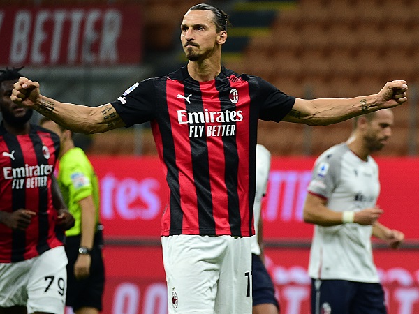 Ibrahimovic: 'Tôi hơn 38 tuổi rồi nên chỉ ghi được 2 bàn thôi!'