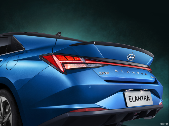 Ưu ái thị trường Trung Quốc, Hyundai Elantra 2021 với thiết kế như đến từ tương lai