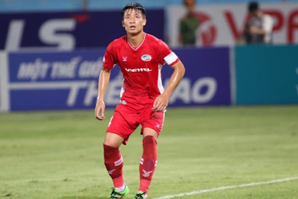 Bùi Tiến Dũng bị treo giò trong ngày V.League trở lại