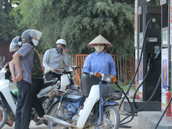 Thay cách tính giá cơ sở với xăng dầu: Thuế, phí không thay đổi