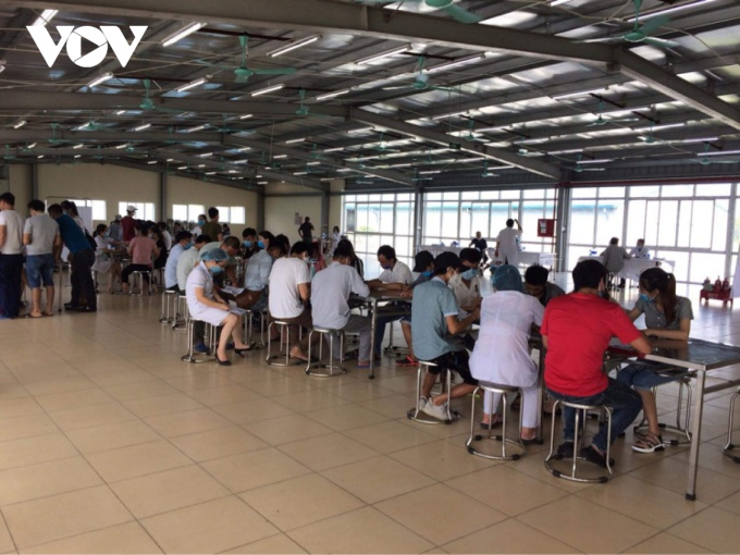 Gần 70 công nhân Công ty TNHH Quảng Phong Việt Nam có triệu chứng bệnh về thần kinh