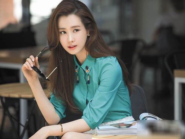 Mỹ nhân 'dao kéo' thị phi nhất Kbiz Lee Da Hae: Hiện tượng 1 thời sụp đổ vì nghi án bán dâm, tình yêu bất ngờ với ca sĩ 'mát xa đèn mờ'