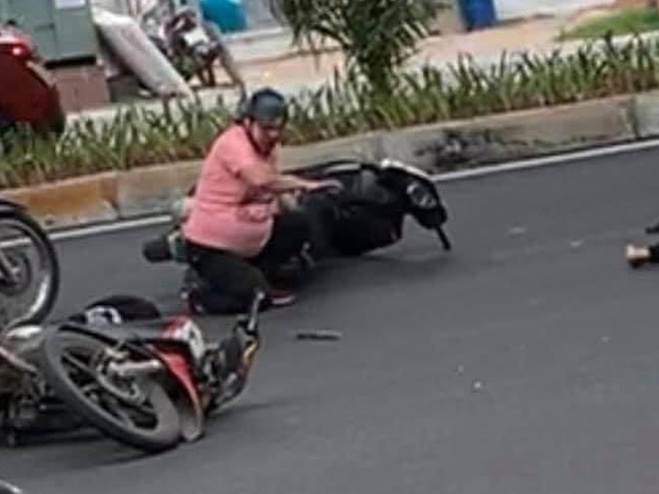 Người chồng lên tiếng sau khi vợ mang bầu xảy ra va chạm với nhóm thanh niên: 'Vợ tôi vẫn rất lo lắng, sợ hãi'
