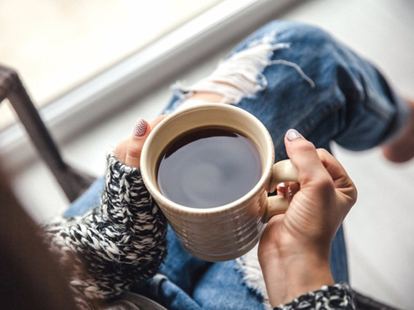 Uống cà phê mỗi ngày, người phụ nữ 30 tuổi bị loãng xương: có 4 nhóm người nên nói KHÔNG với loại đồ uống này