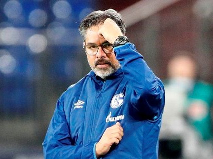 CLB Bundesliga trảm tướng chỉ sau 2 trận đấu