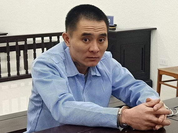 Bị phạt 13 năm tù vì cho mượn tài khoản ngân hàng