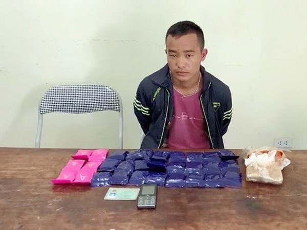 Sơn La: Bắt đối tượng mua bán trái phép 6.000 viên ma túy tổng hợp