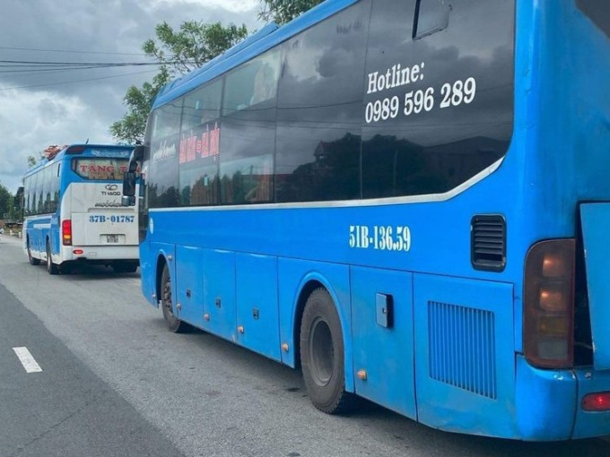 Chốt chặn phương tiện trên QL1A truy tìm hung thủ sát hại gia đình vợ cũ