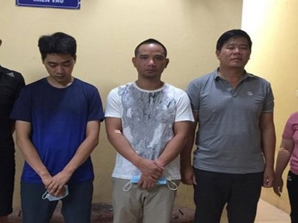 Công an Hà Nội phá đường dây cá độ bóng đá 1.000 tỷ: 'Ông trùm' có biệt thự trăm tỷ đồng là ai?