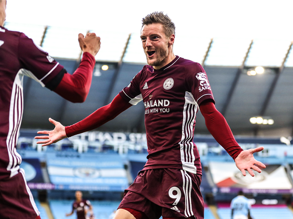 Vardy lập hattrick, Leicester có chiến thắng lịch sử 5-2 trước Man City