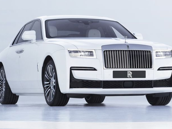 Rolls-Royce Ghost 2021 hoàn hảo đến mức 'không còn là cái bóng của Phantom'