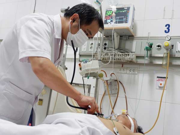 Mua thuốc nam trên mạng chữa viêm gan B, người đàn ông 40 tuổi nguy kịch