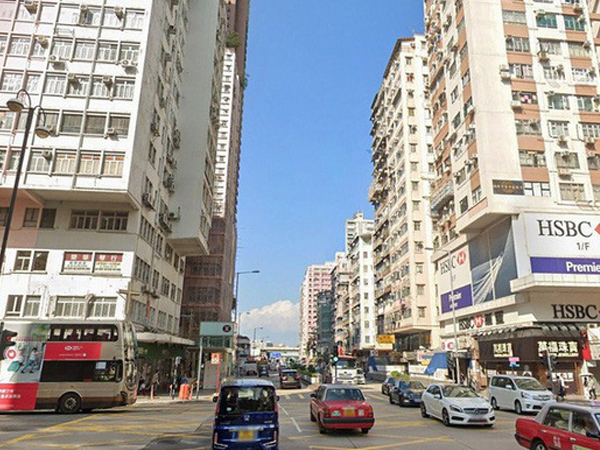 Hồng Kông: Cướp 645.000 USD giữa ban ngày, tiền bay khắp phố