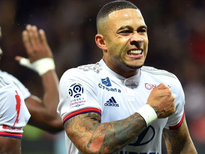 Lyon bất ngờ xuống nước, Barca sẽ có Depay chỉ với nửa giá