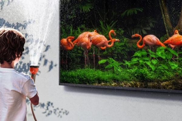 Samsung ra mắt The Terrace, mẫu TV cao cấp giá cả trăm triệu có khả năng chống chịu nắng mưa ngoài trời chuẩn IP56