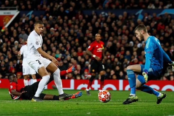 CĐV MU tố UEFA dàn xếp khi đội nhà vào 'bảng tử thần' Champions League