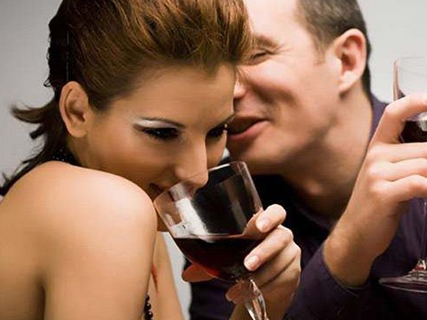 9 dấu hiệu chàng chỉ yêu bạn vì 'chuyện ấy', cái thứ 4 cực đúng