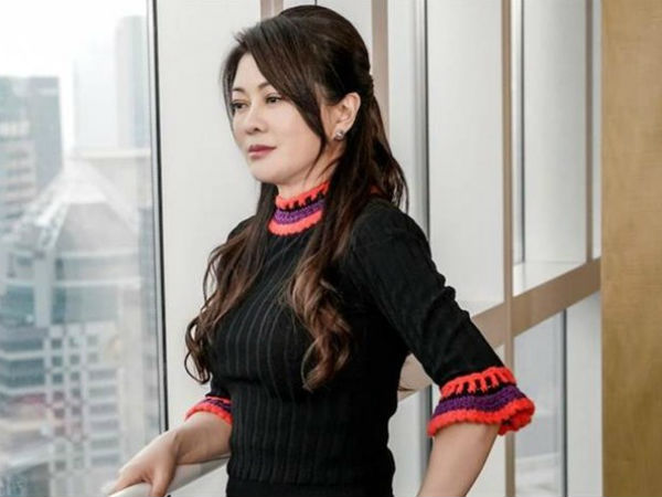 Đón mẹ chồng lên chơi, tối về nhìn nhà cửa sạch bong và mâm cơm nóng hổi trên bàn, tôi biết ngay mình lại sắp thê thảm