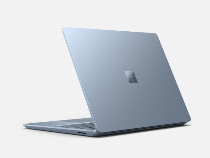 'Khô máu' với MacBook Air,  Microsoft cho ra mắt laptop Surface mới, giá chỉ hơn 12 triệu